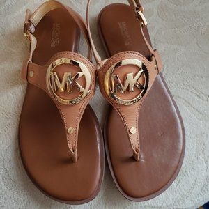 Michael Kors luggage brown thong sandals